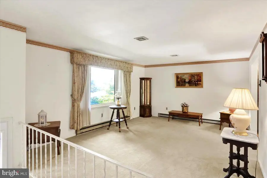 218 Seidel St, Reading, PA 19606 - #3