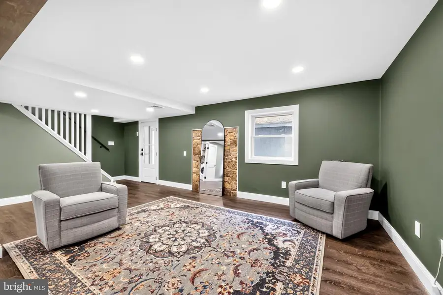 510 Poplar St, Bally, PA 19503 - #3