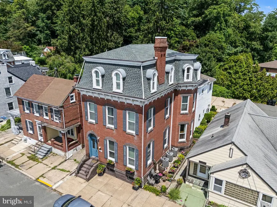 123 W Philadelphia Ave, Boyertown, PA 19512 - #3