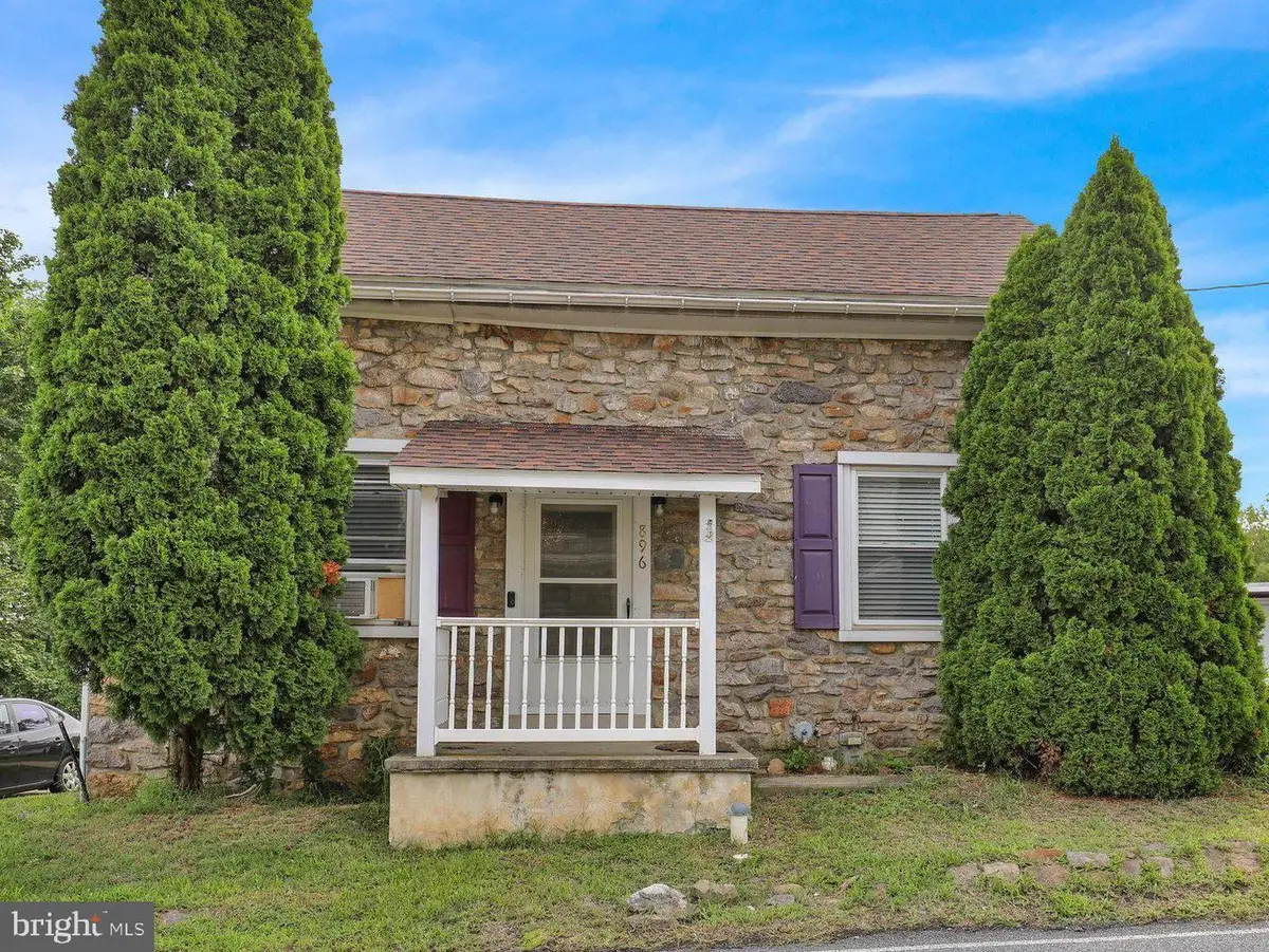 896 Pleasant Hill Rd, Fleetwood, PA 19522 - #1
