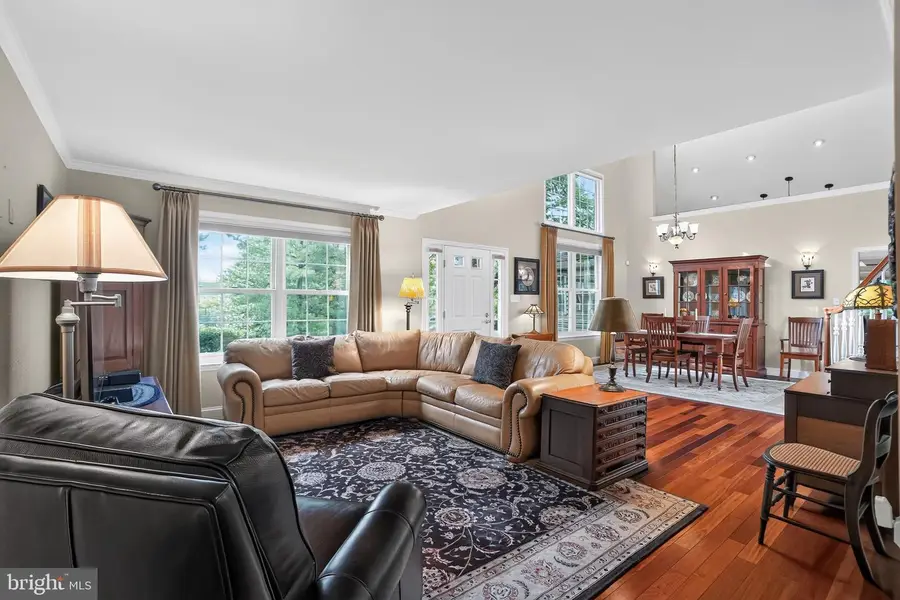 309 Oak Hill Ln, Wyomissing, PA 19610 - #2