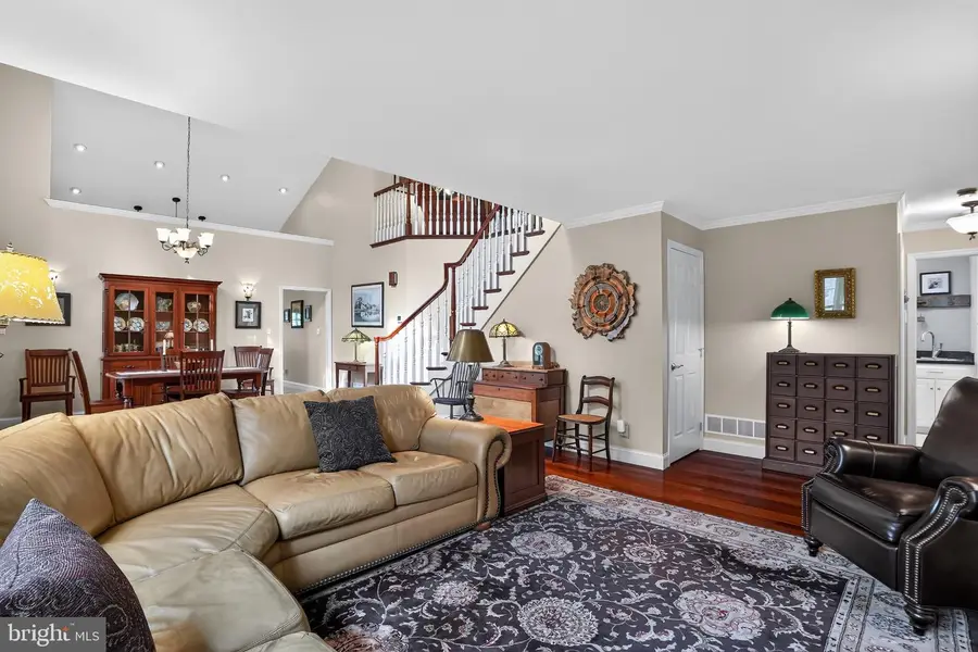 309 Oak Hill Ln, Wyomissing, PA 19610 - #3