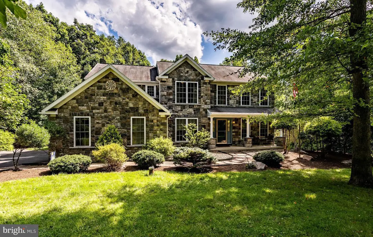 102 Overlook Rd, Morgantown, PA 19543 - #1