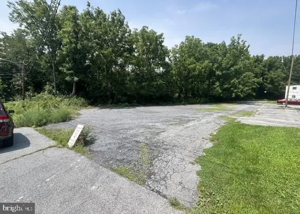 2202 Kutztown Rd, Reading, PA 19605 - #1