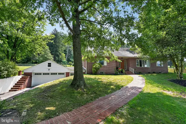 1266 Route 100, BARTO, PA 19504