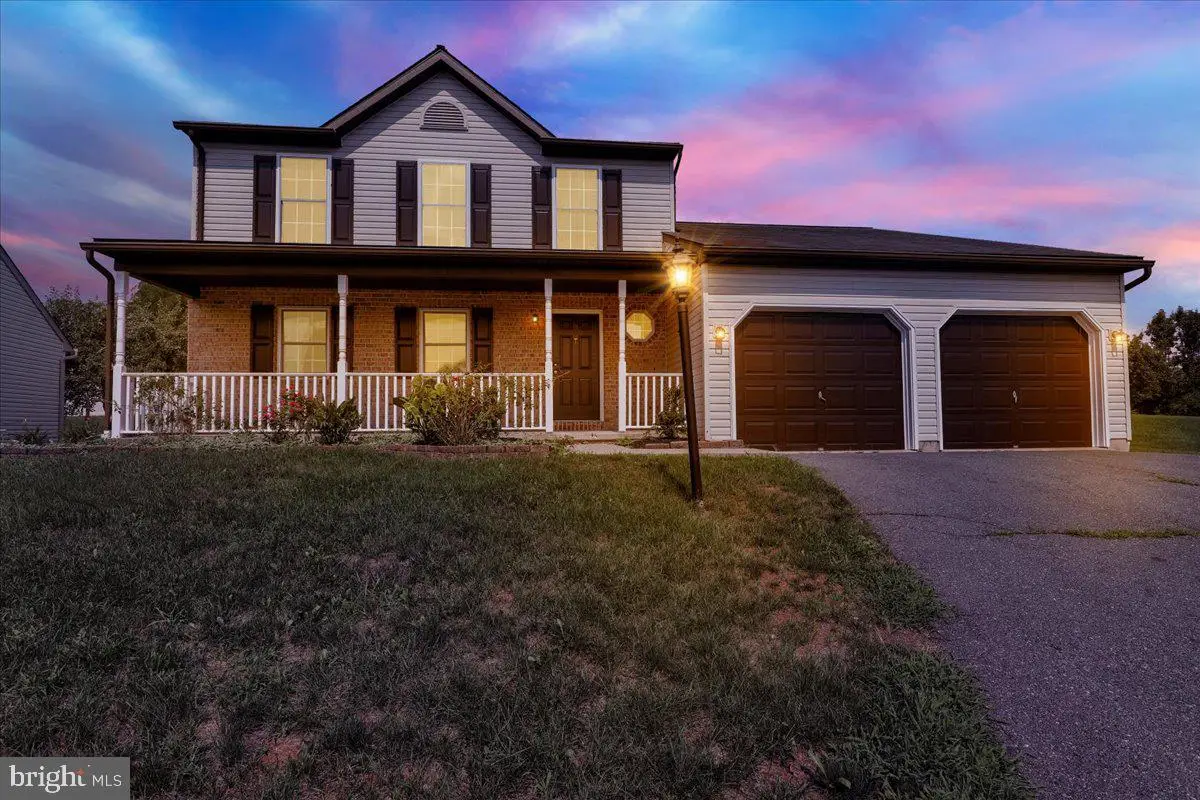 208 Crystal Cir, Birdsboro, PA 19508 - #1