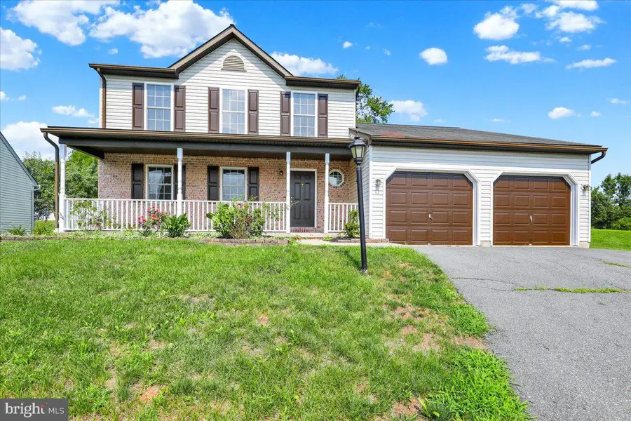 208 Crystal Cir, Birdsboro, PA 19508 - #2
