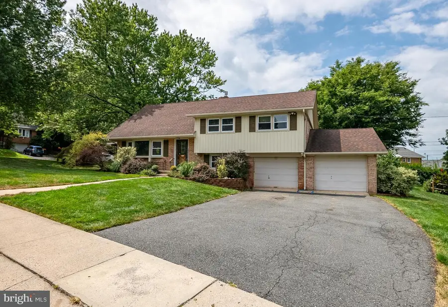 509 Berks Pl, Reading, PA 19609 - #2