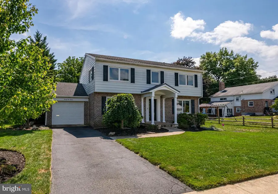 2216 Burkey Dr, Reading, PA 19610 - #3