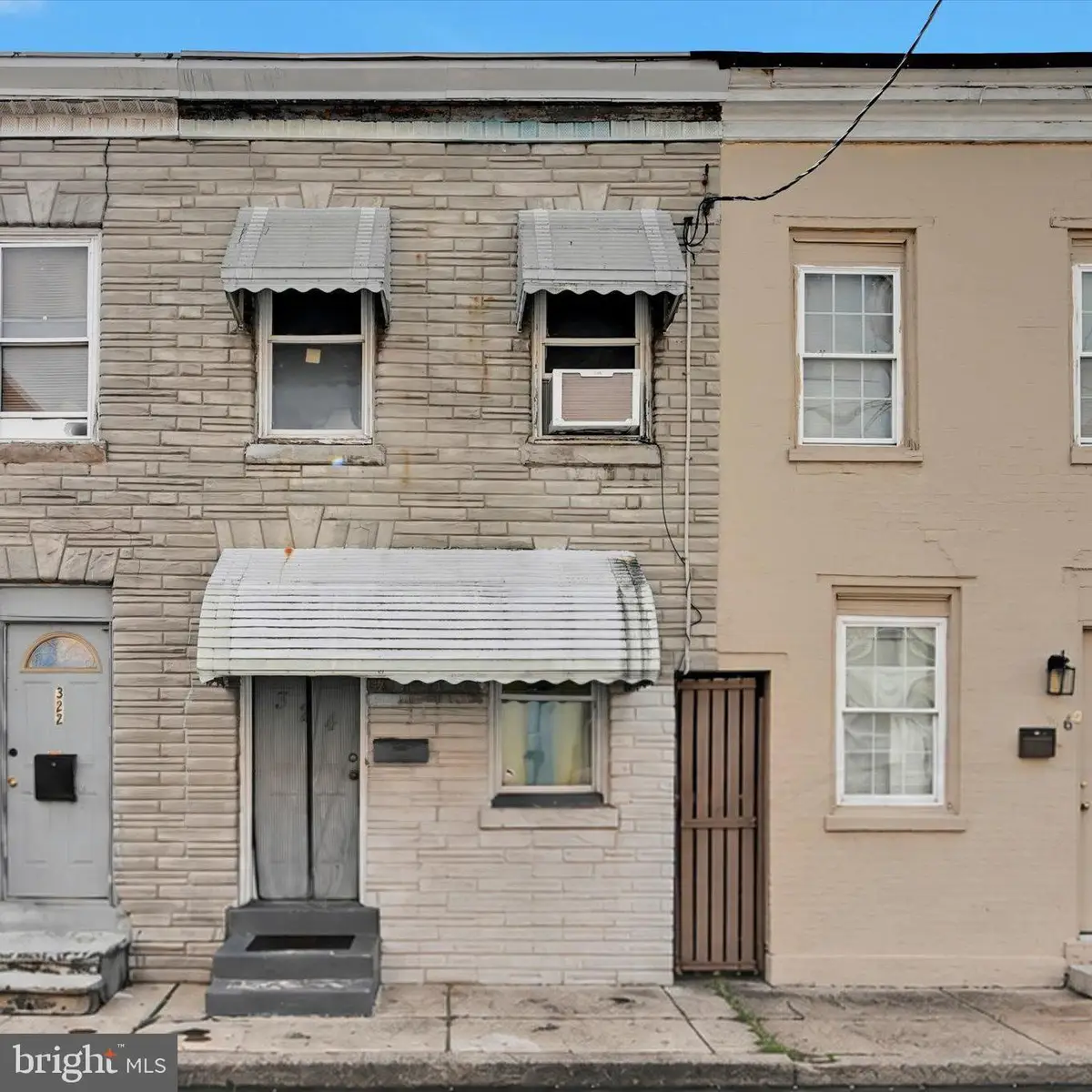 324 Cedar St, Reading, PA 19601 - #1