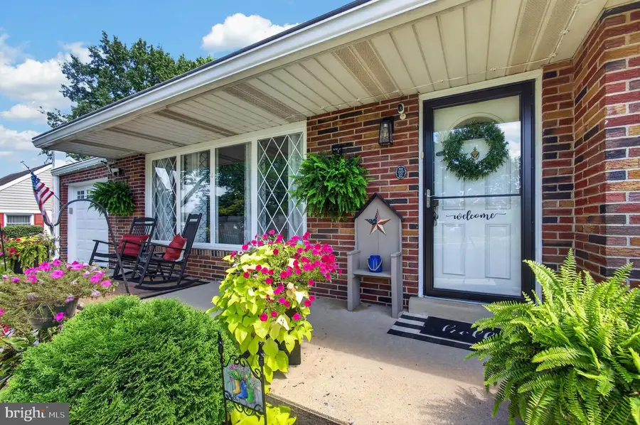 251 Maple Springs Dr, Birdsboro, PA 19508 - #2