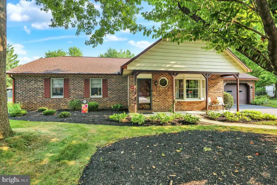 58 Downing Dr, Wyomissing, PA 19610 - #2