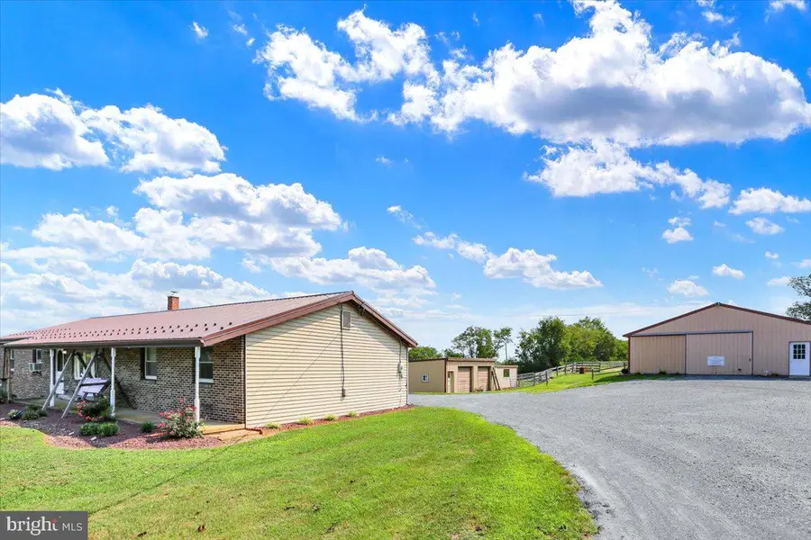 958 N End Rd, Mohrsville, PA 19541 - #3