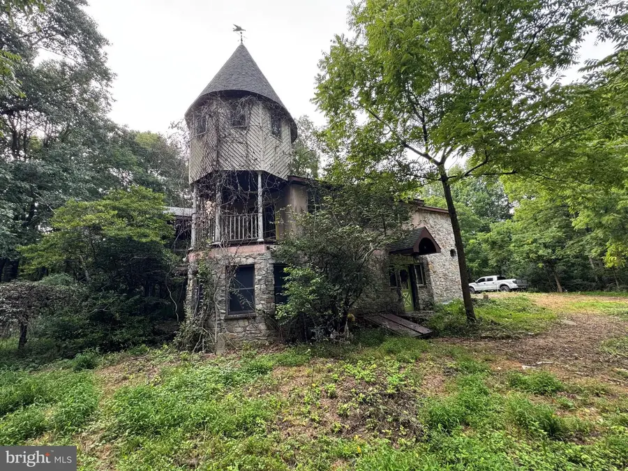 187 Maidencreek Rd, Fleetwood, PA 19522 - #2