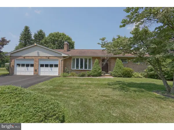 271 Maple Dr, MORGANTOWN, PA 19543