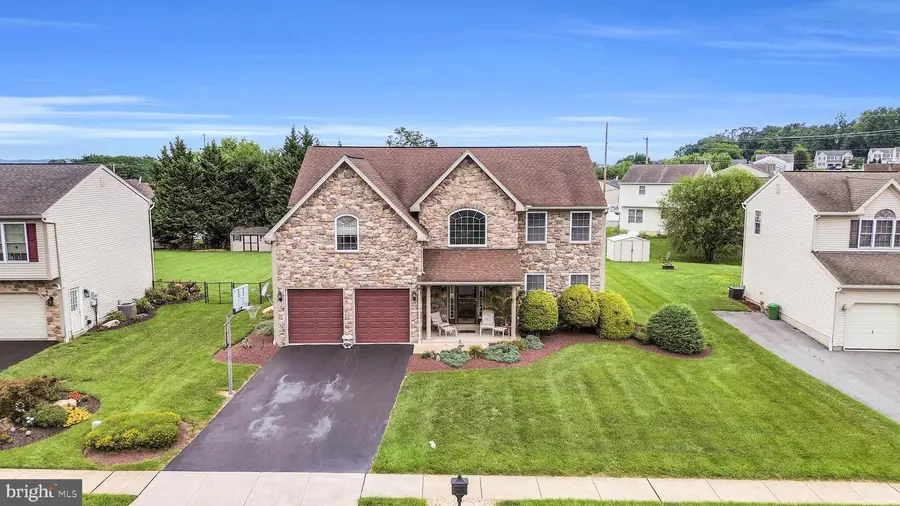 1014 Josephine Dr, Temple, PA 19560 - #2