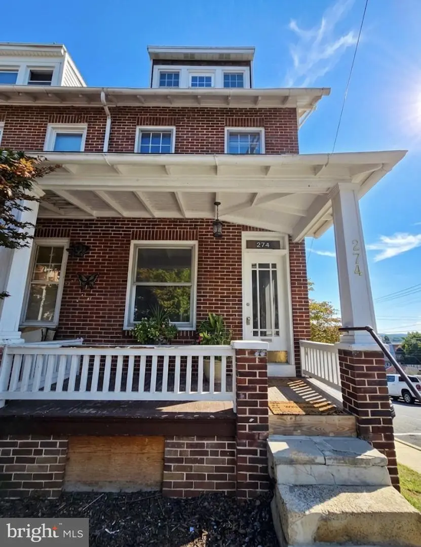 274 Linden St, Reading, PA 19604 - #1
