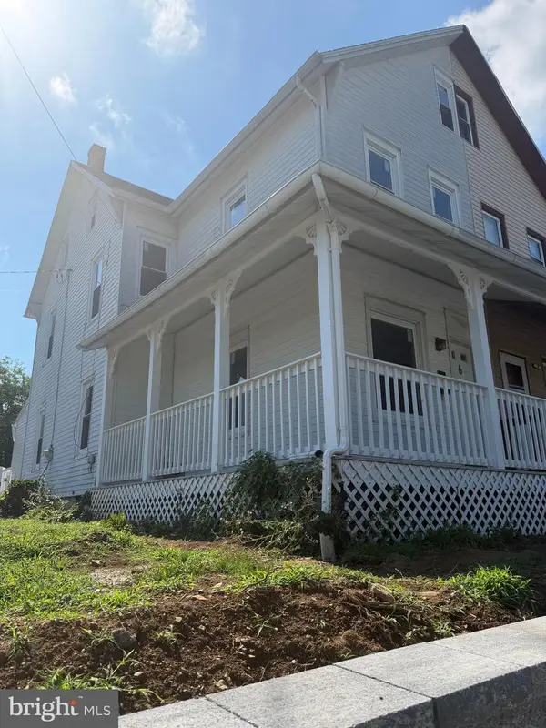 31 S Miller St, READING, PA 19607