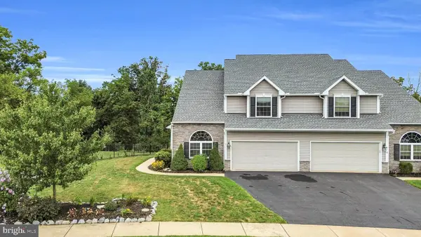 50 Regina Dr, SINKING SPRING, PA 19608