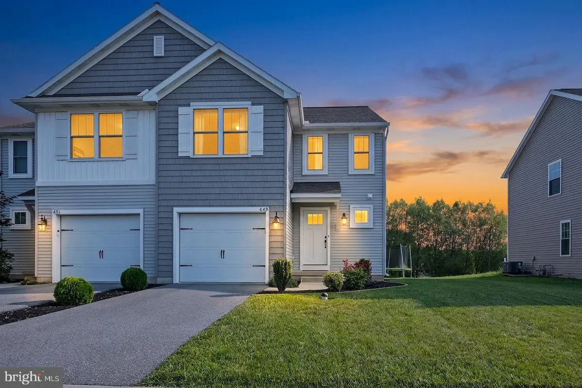 449 Smokering Dr, Robesonia, PA 19551 - #1
