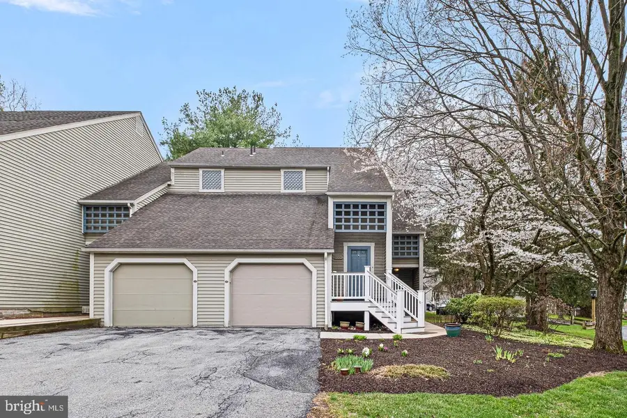 2001 Meadow Gln, Wyomissing, PA 19610 - #2