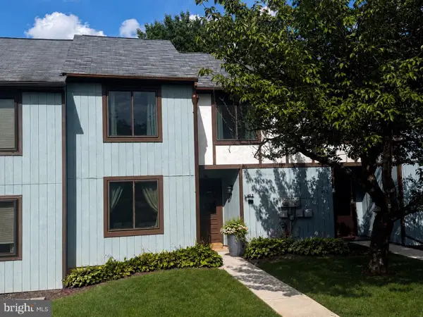 65-2 Azalea Way, READING, PA 19606