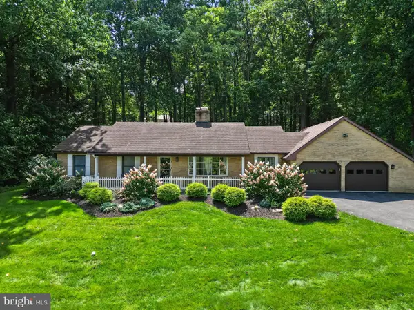 112 Sunnyfield Dr, FLEETWOOD, PA 19522