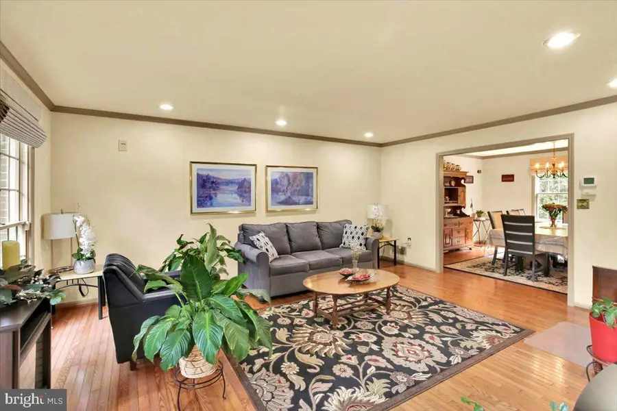 5 Chelsea Cir, Reading, PA 19606 - #3