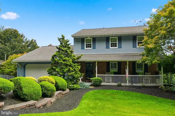 207 W Neversink Rd, READING, PA 19606