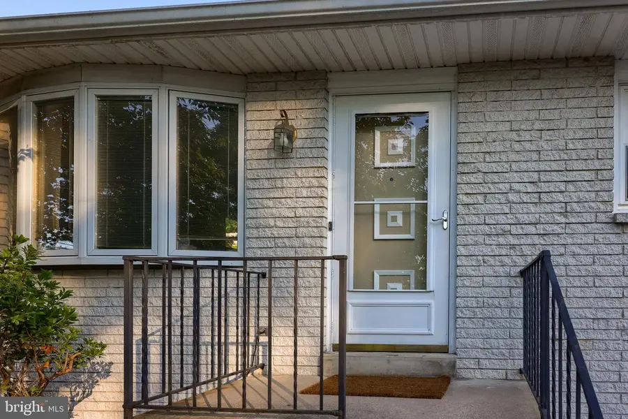 410 Friedensburg Rd, Reading, PA 19606 - #2