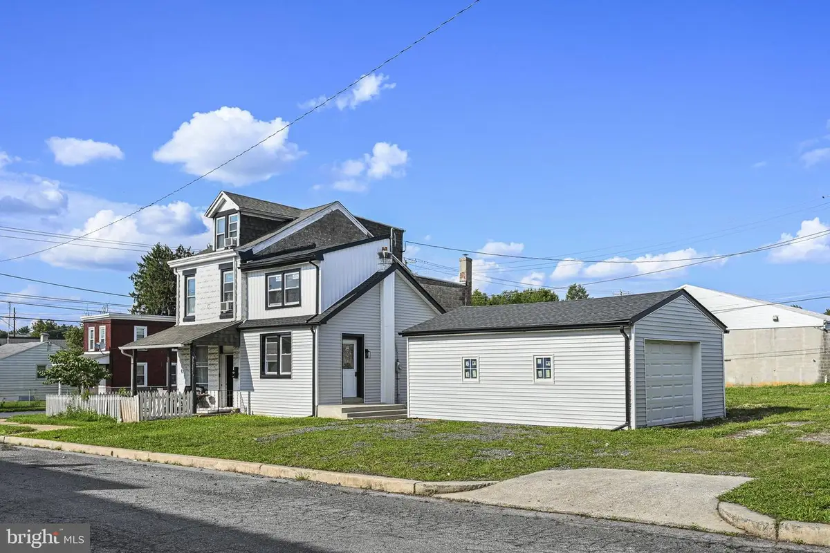 1257 Chester St, Reading, PA 19601 - #1