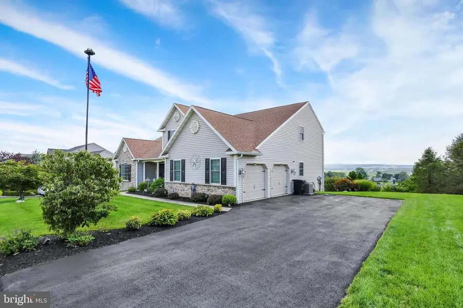 676 Seem Dr, Kutztown, PA 19530 - #2
