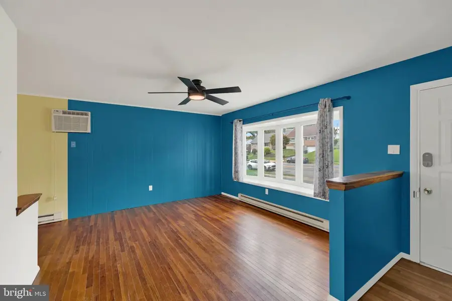 1518 Commonwealth Blvd, Reading, PA 19607 - #3