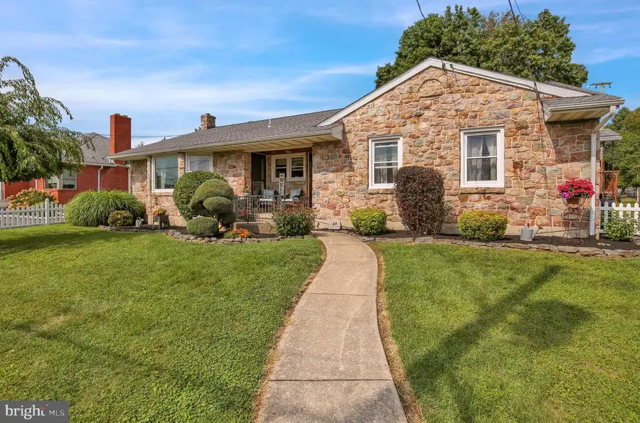 40 S Laurel St, Kutztown, PA 19530 - #2