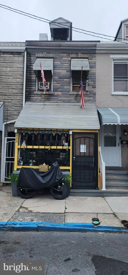 222 S 10th St, READING, PA 19602