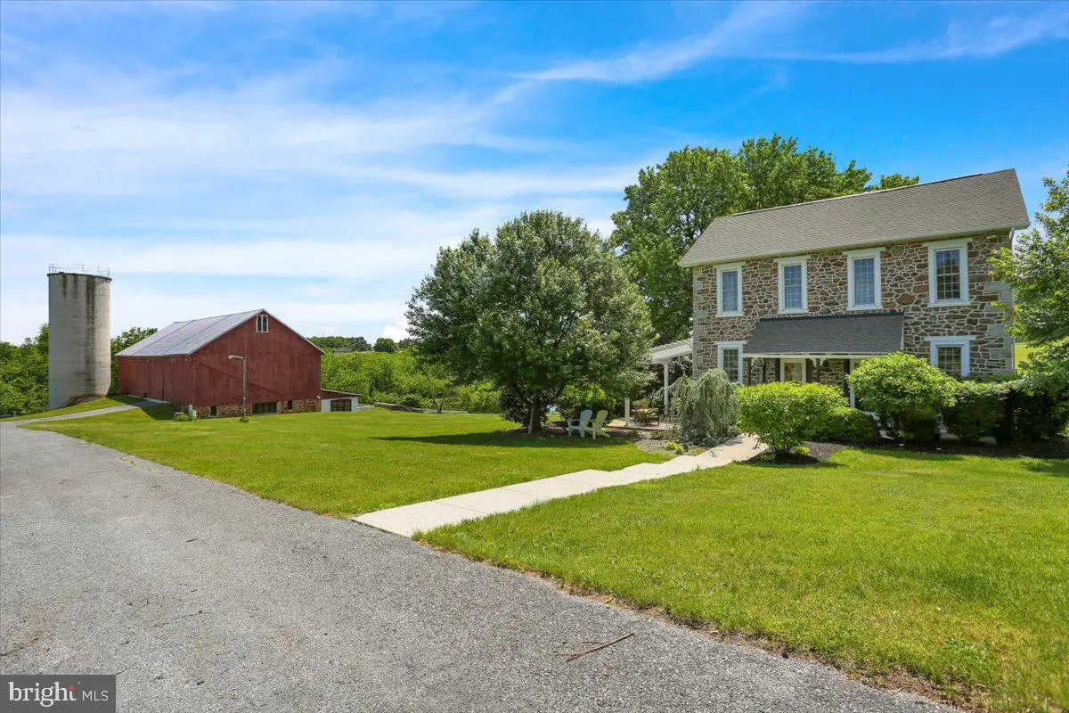 739 Boar Rd, Mohrsville, PA 19541 - #1