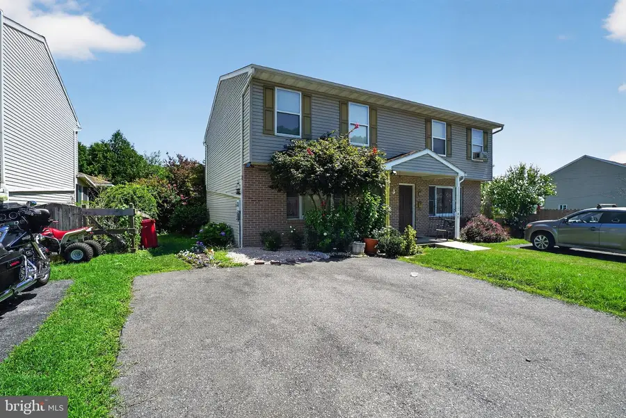 44 Aldine Ave, Reading, PA 19606 - #2