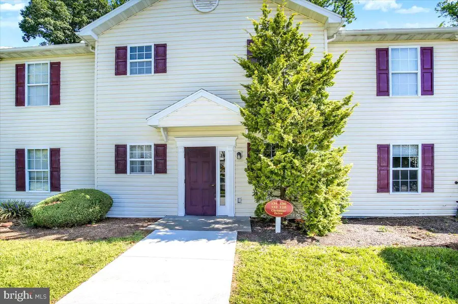 128 Christine Dr, Reading, PA 19606 - #2