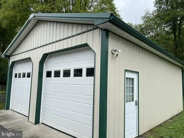 101 Main St, Shoemakersville, PA 19555 - #2