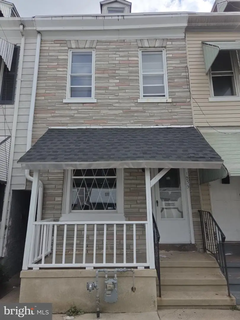 1035 Moss St, Reading, PA 19604 - #1