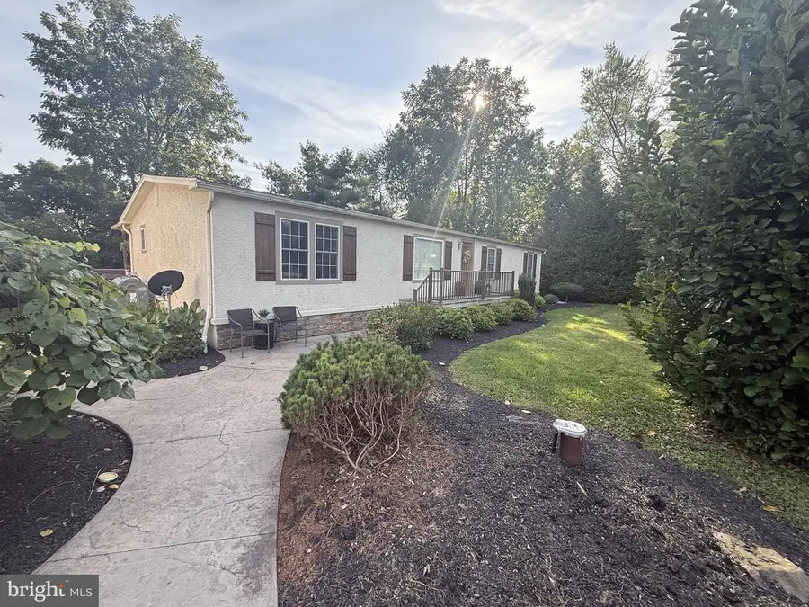 12 2 St, Douglassville, PA 19518 - #3