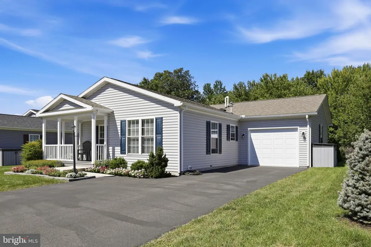 29 Sandpiper Dr, Bechtelsville, PA 19505 - #1