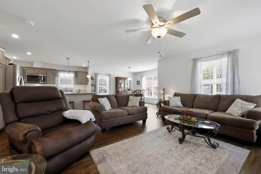 29 Sandpiper Dr, Bechtelsville, PA 19505 - #3