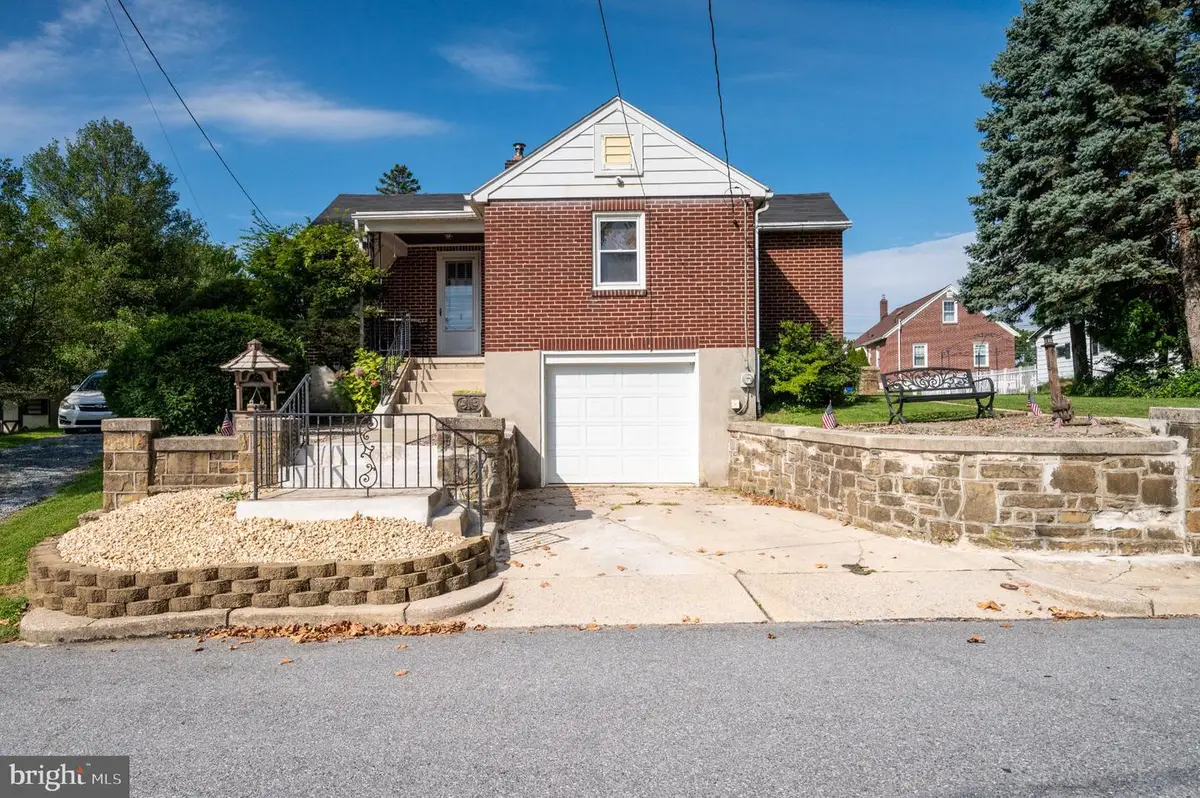 3110 Harrison Ave, Reading, PA 19605 - #1