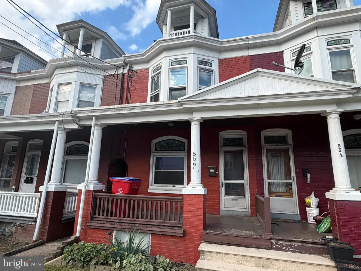 556 S 4th St, Hamburg, PA 19526 - #1
