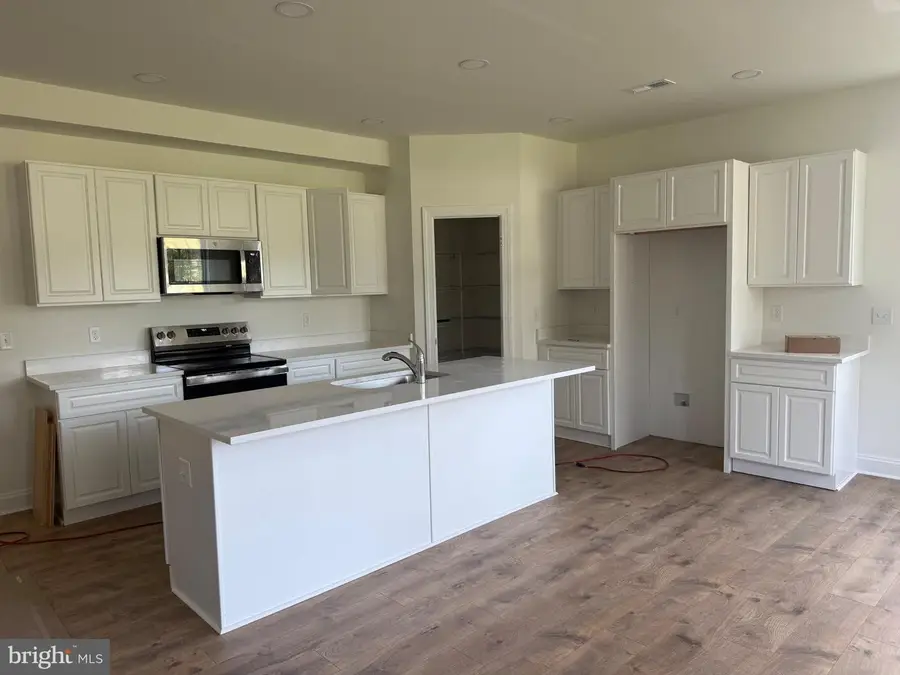 127 Stauffer Rd, Bechtelsville, PA 19505 - #3