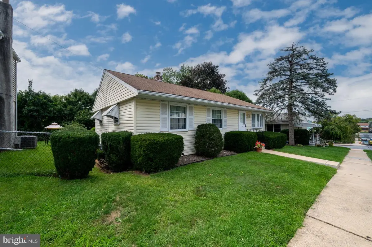 3224 Gray St, Laureldale, PA 19605 - #1