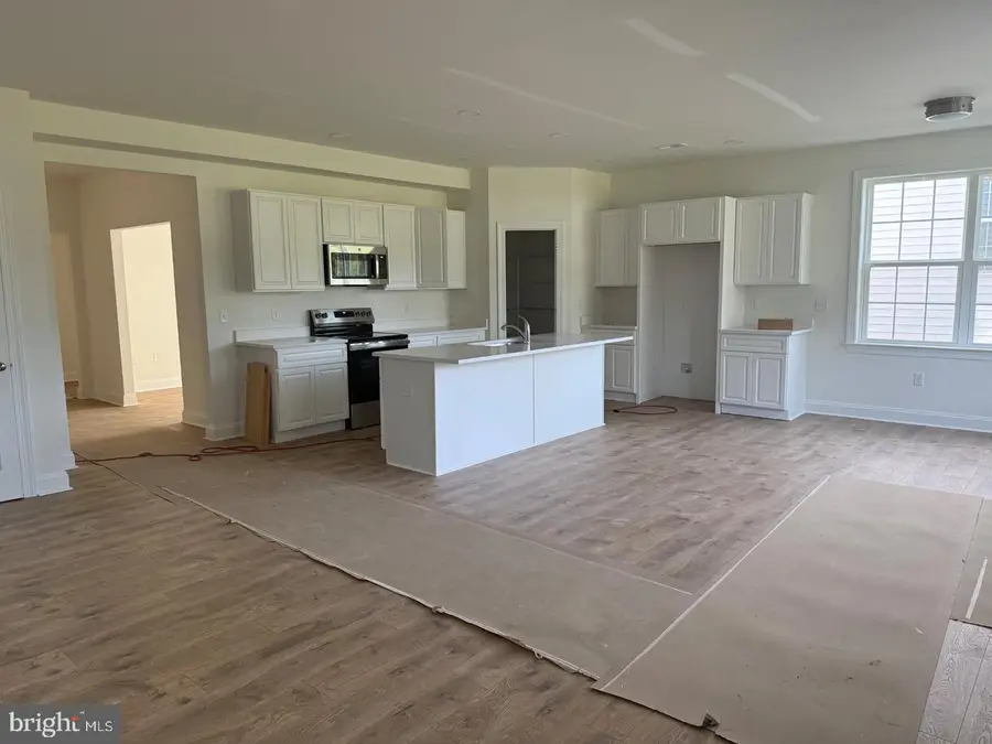 129 Stauffer Rd, Bechtelsville, PA 19505 - #2