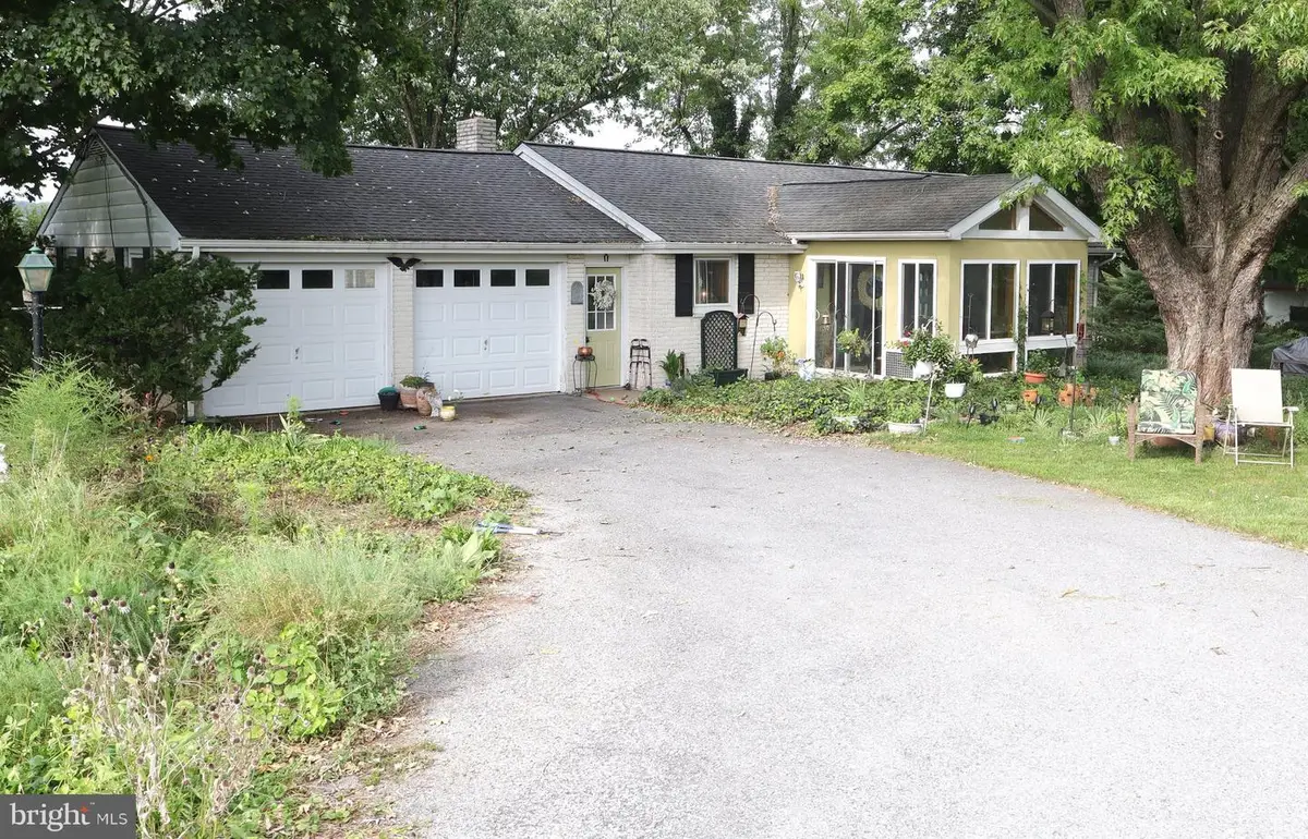 118 Swiftwater Ln, Leesport, PA 19533 - #1