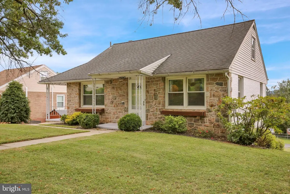 80 Wyomissing Hills Blvd, Reading, PA 19609 - #1